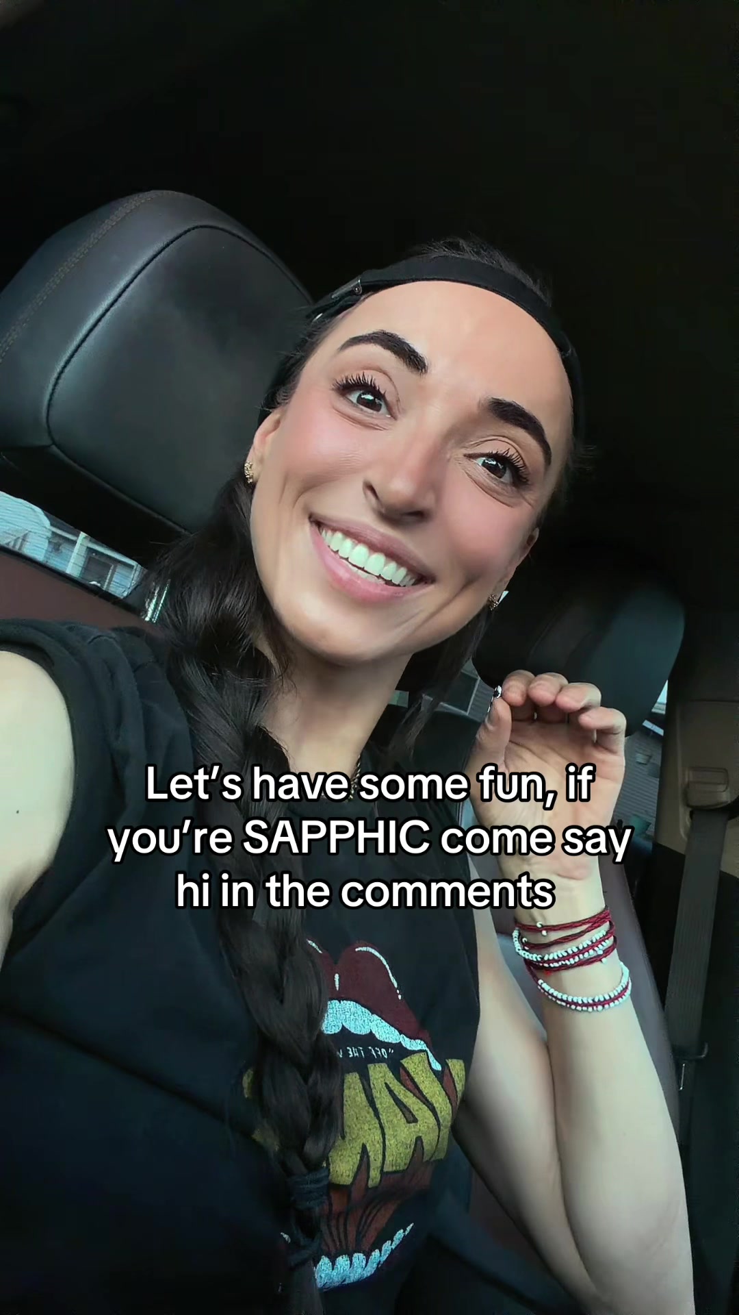 @lesbianflexx | WLW Community