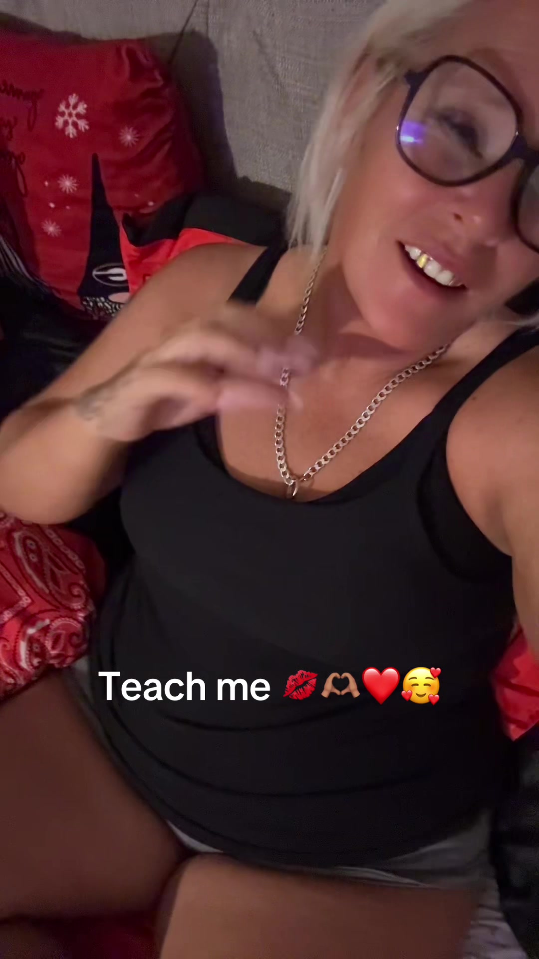 @FirsstLady