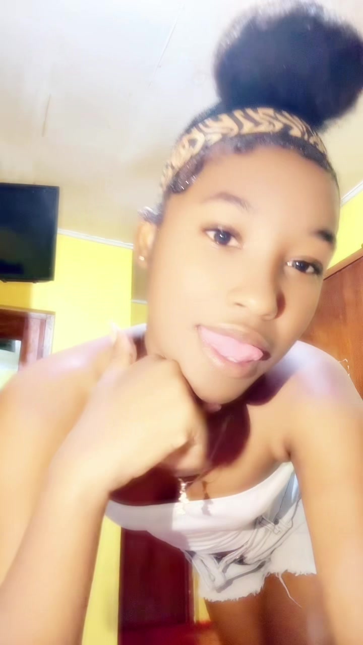 @AnnaDiaries💕🤪