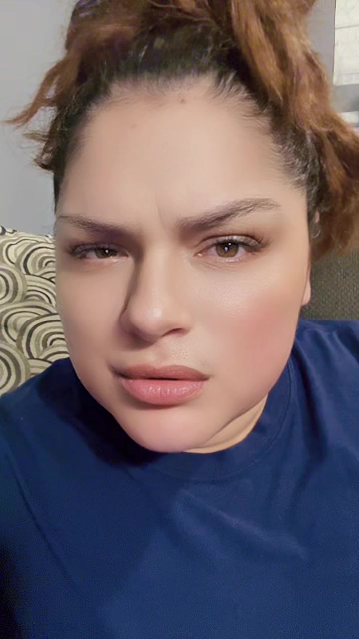 @AnGee_