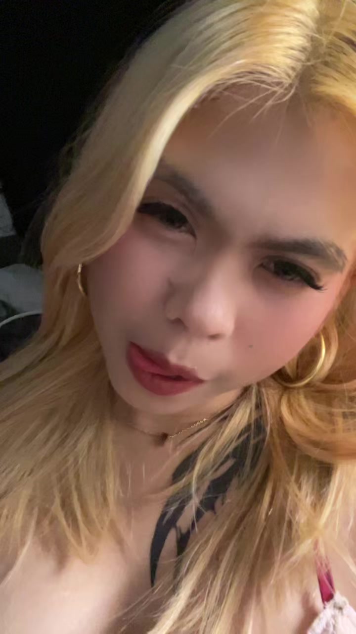 @gillaxx_