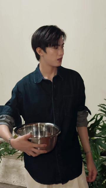 @Con đàn bà tích cực