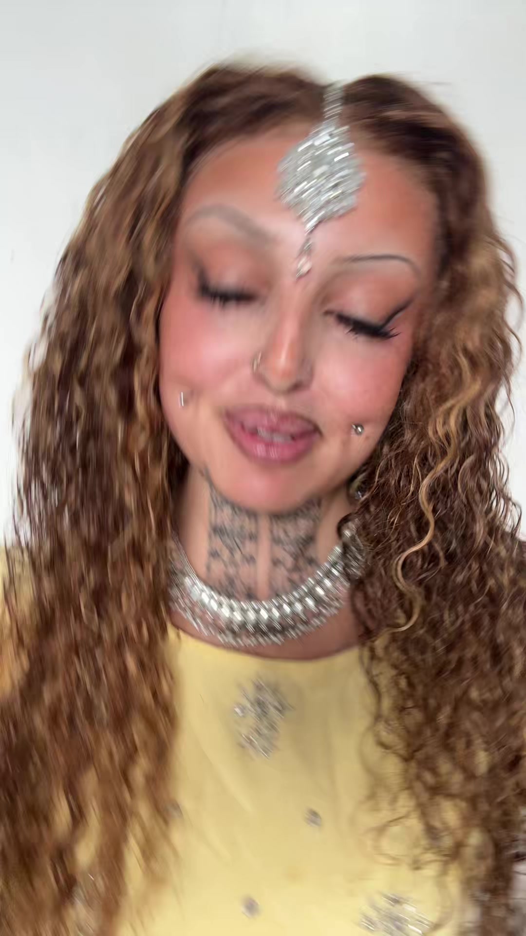 @t