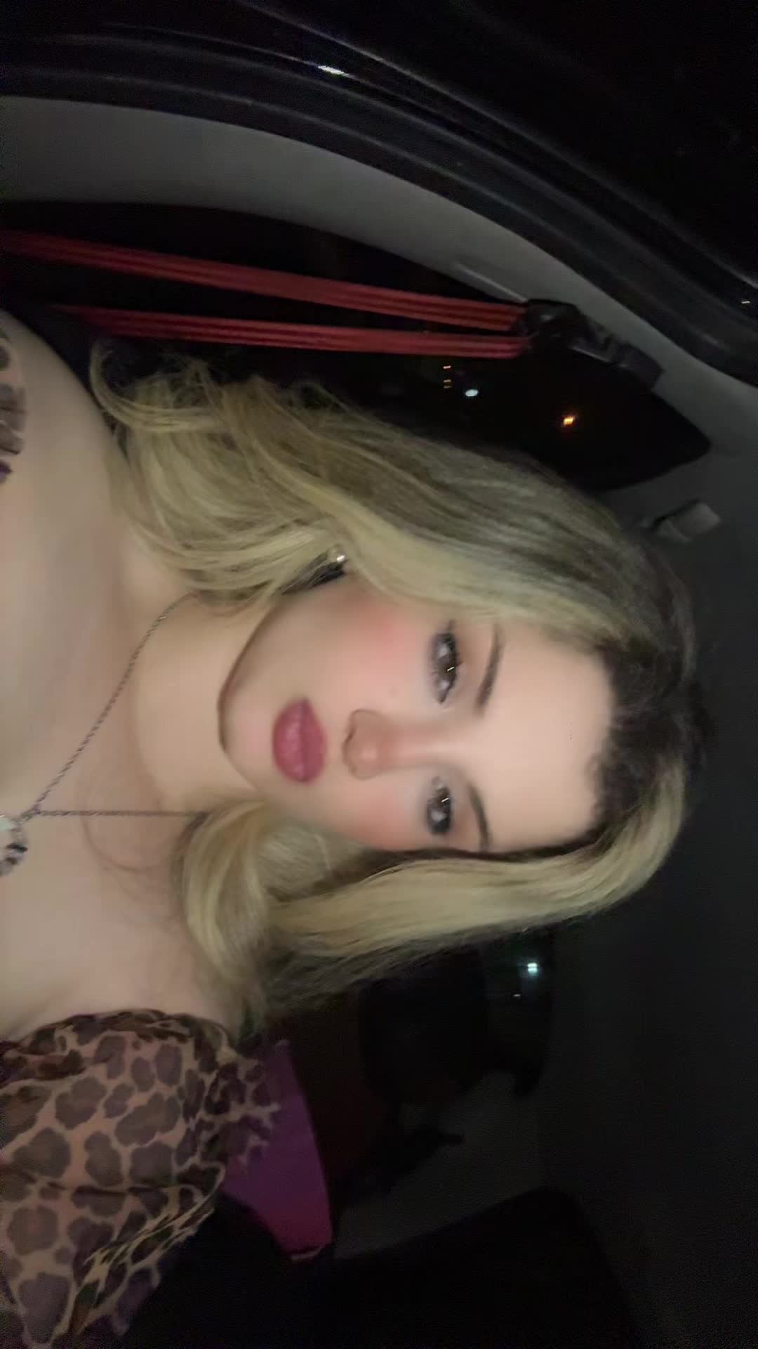 @Anahitaque