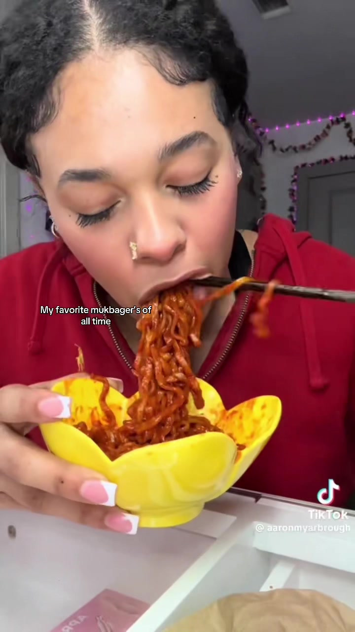 @Chanelbabyy
