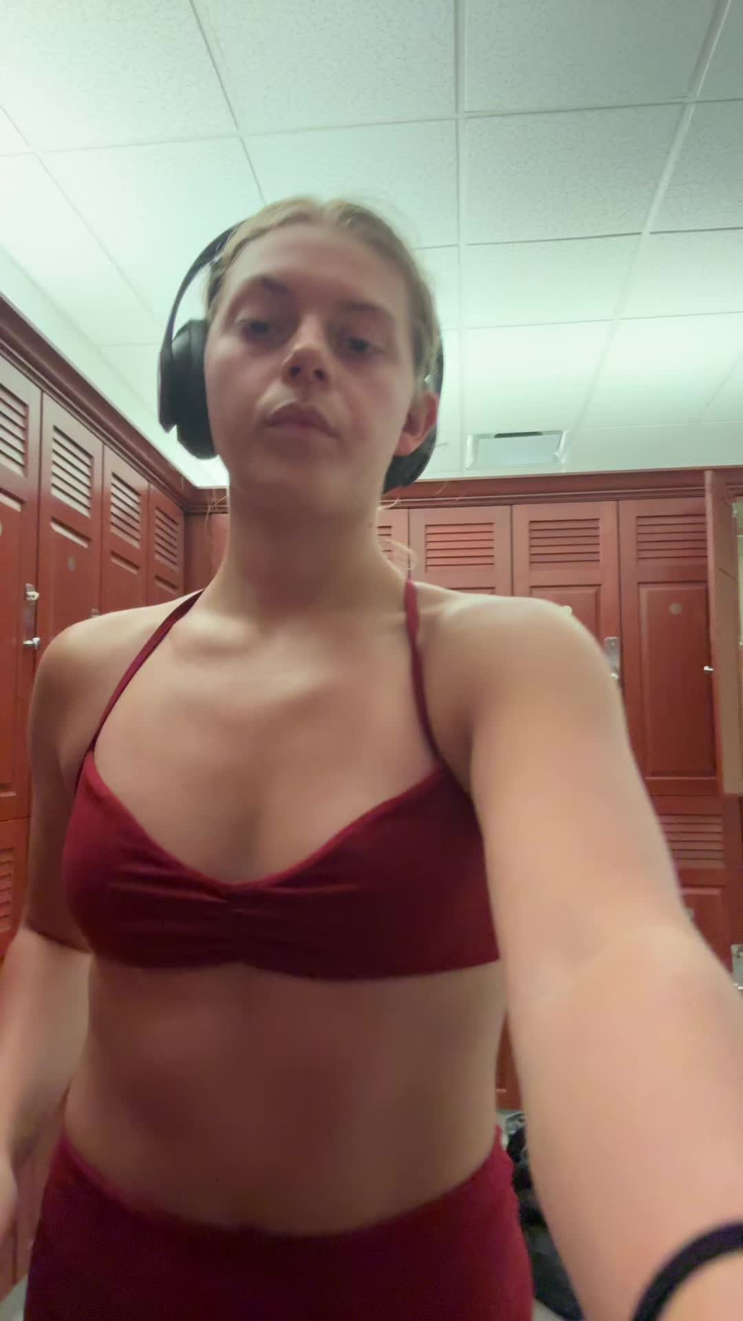 @SHELBS FITNESS