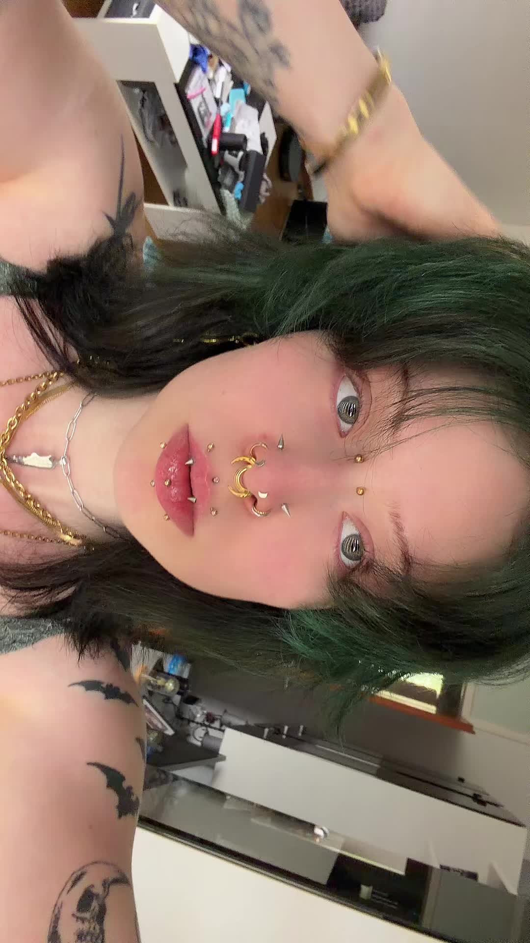 @๐í๐ฉ๐