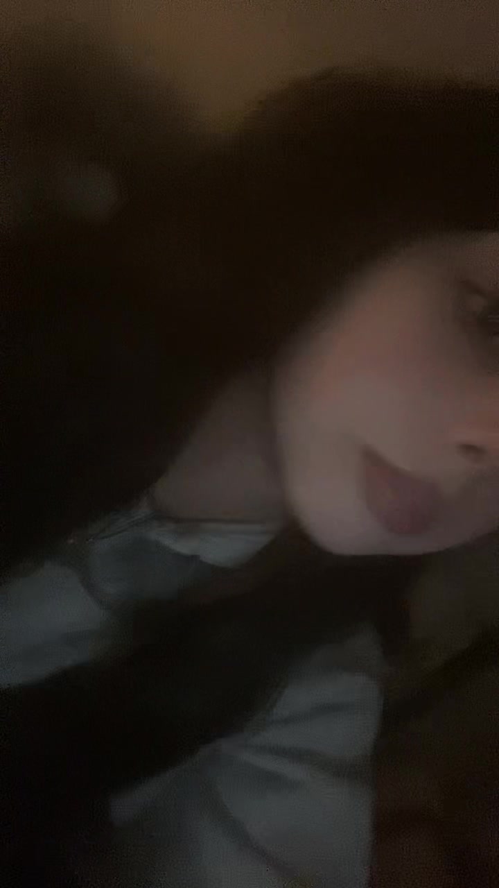 @𝓐🦇