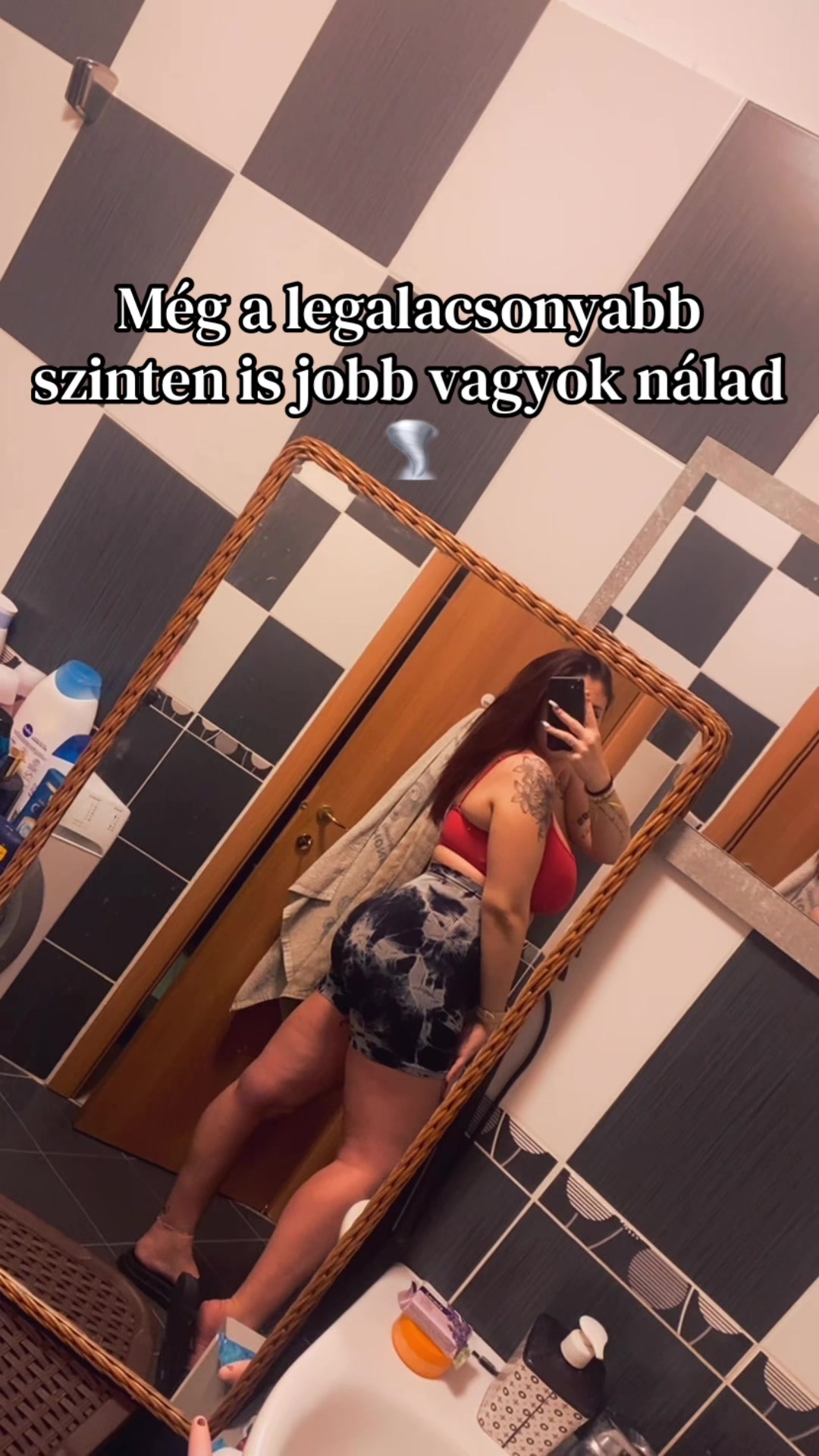 @Bogi Csurgó