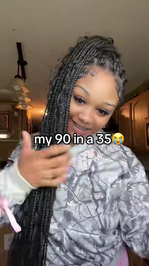 @myia🩶🎀