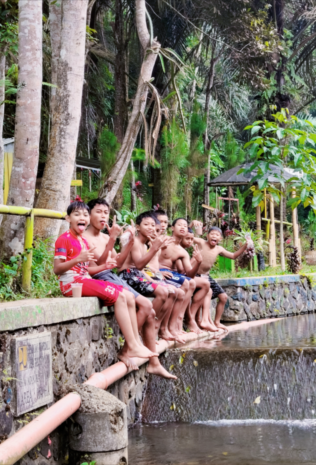 @CAHAYA GUNUNG F.A