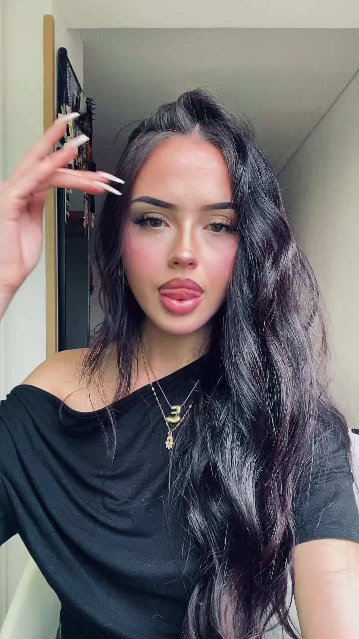 @💋