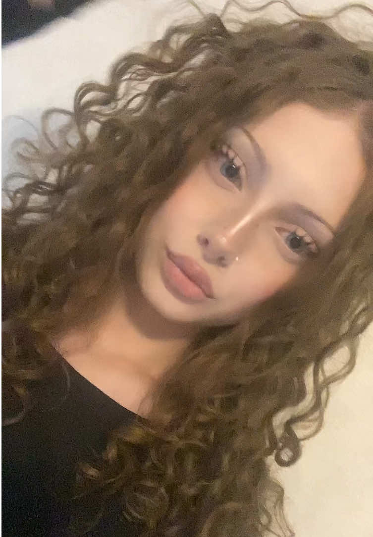 @taisssty