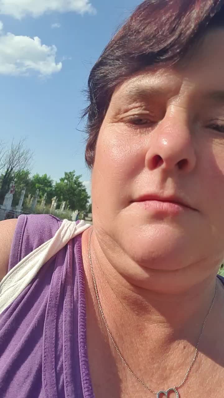 @Valentina hanga2