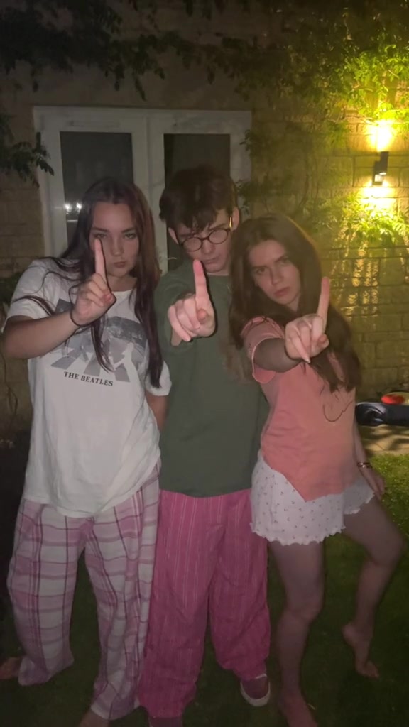 @ella⋆˚꩜｡