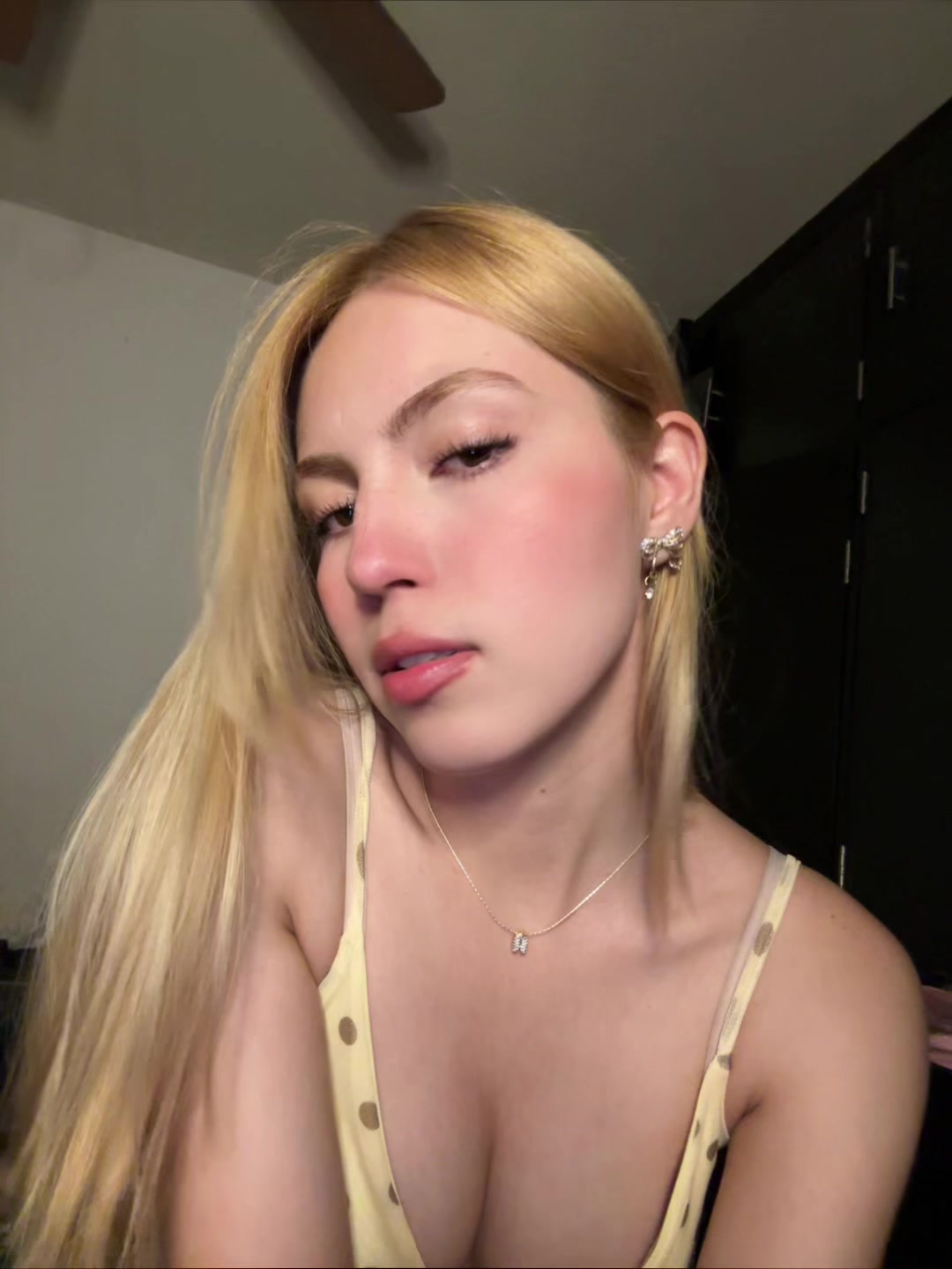 @Andrea Vélez.