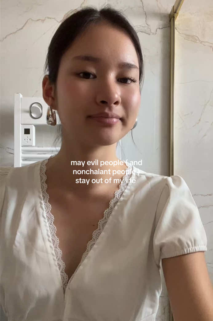 @Ella Jia