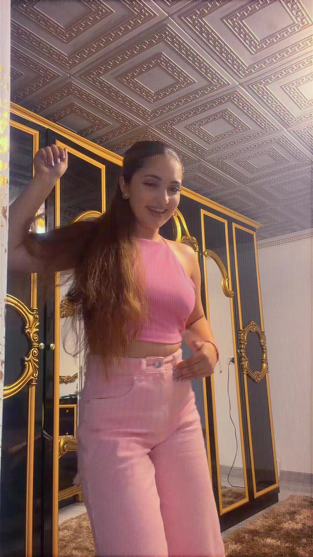 @__anaaa18__