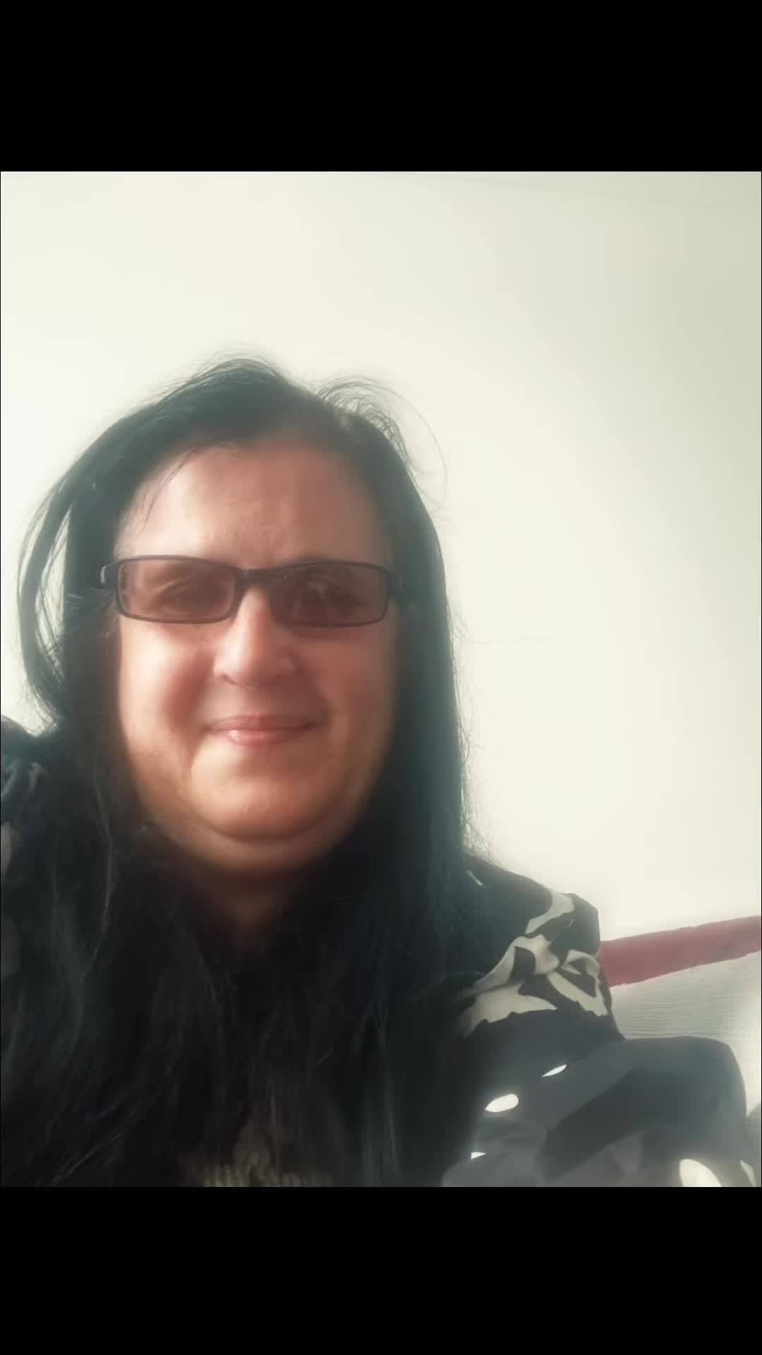 @nicolanewitt