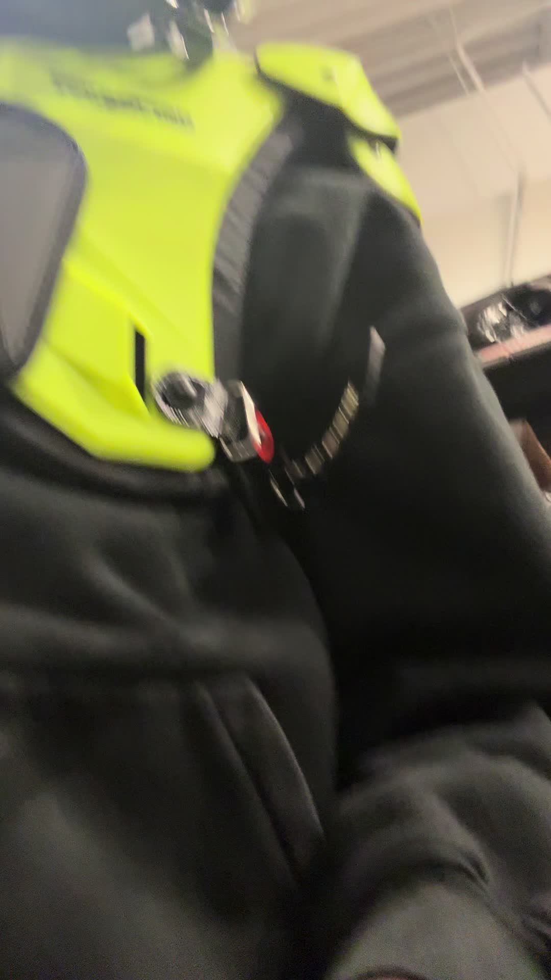@ᶻ⁴