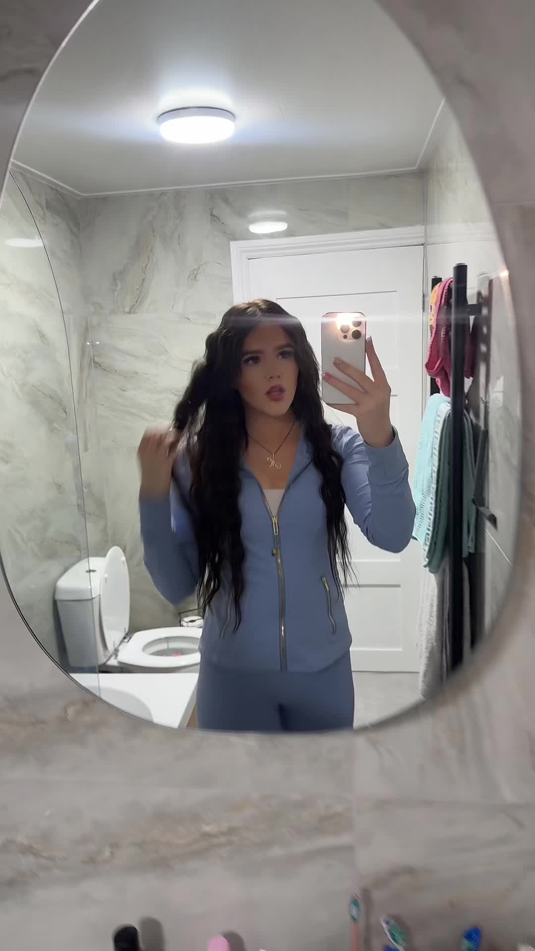 @𝐌𝐢𝐥𝐥𝐢𝐞 𝐇𝐚𝐫𝐭𝐥𝐞𝐲