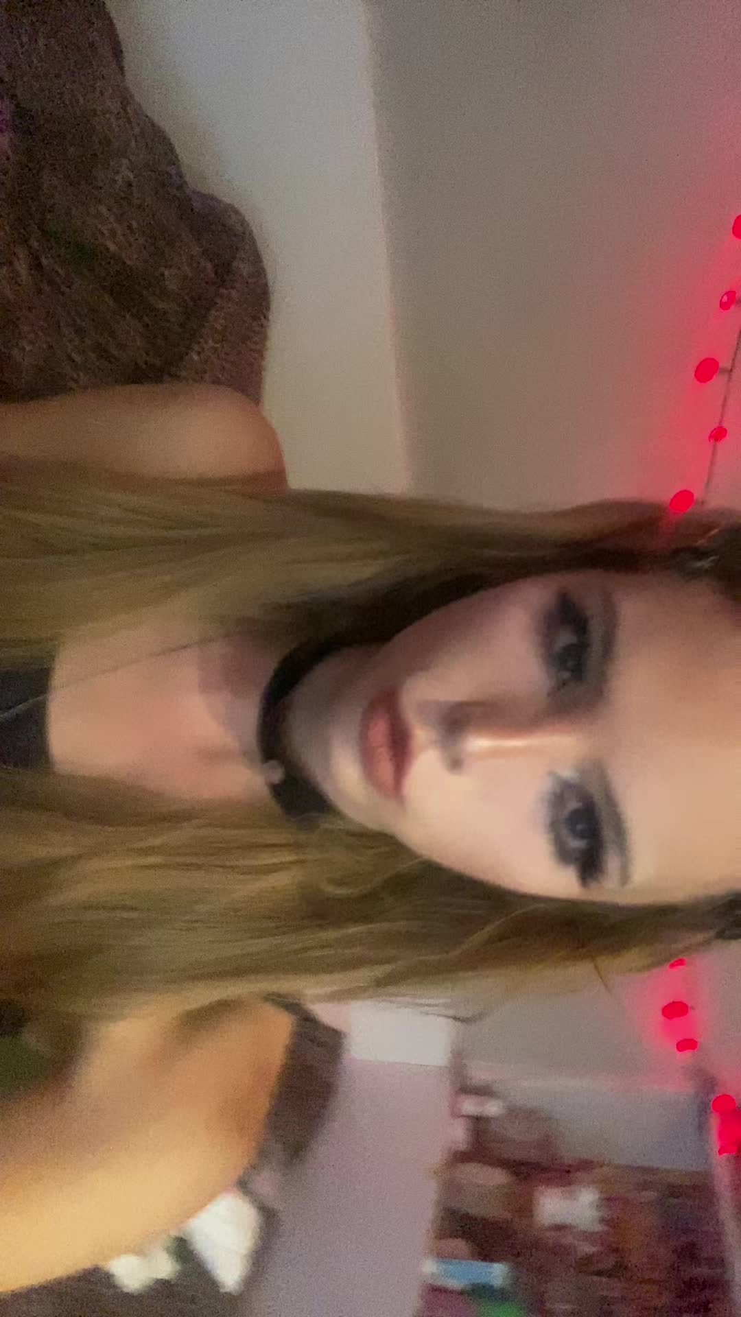 @tslaurenx