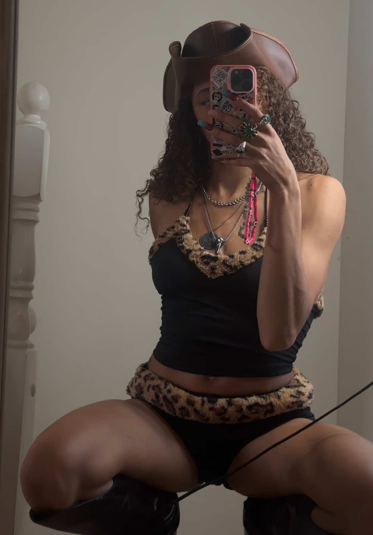 @skellydolly