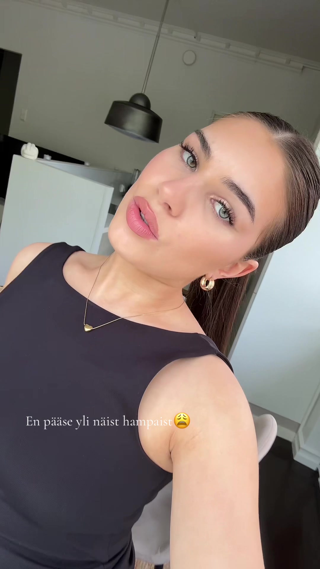 @𝑴𝑨𝑹𝑰𝑲𝑨✨