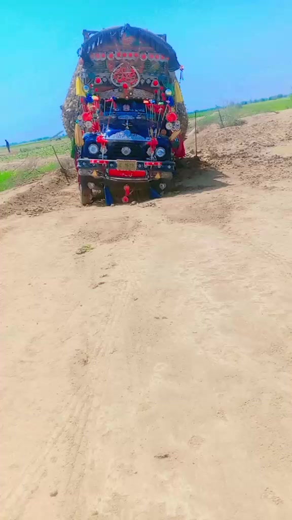 @MUDASIR KiNG🔥💫