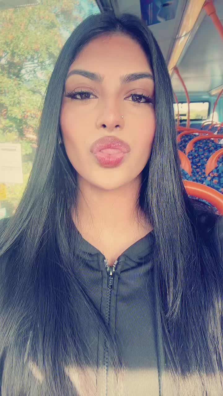 @meganswisho 💫