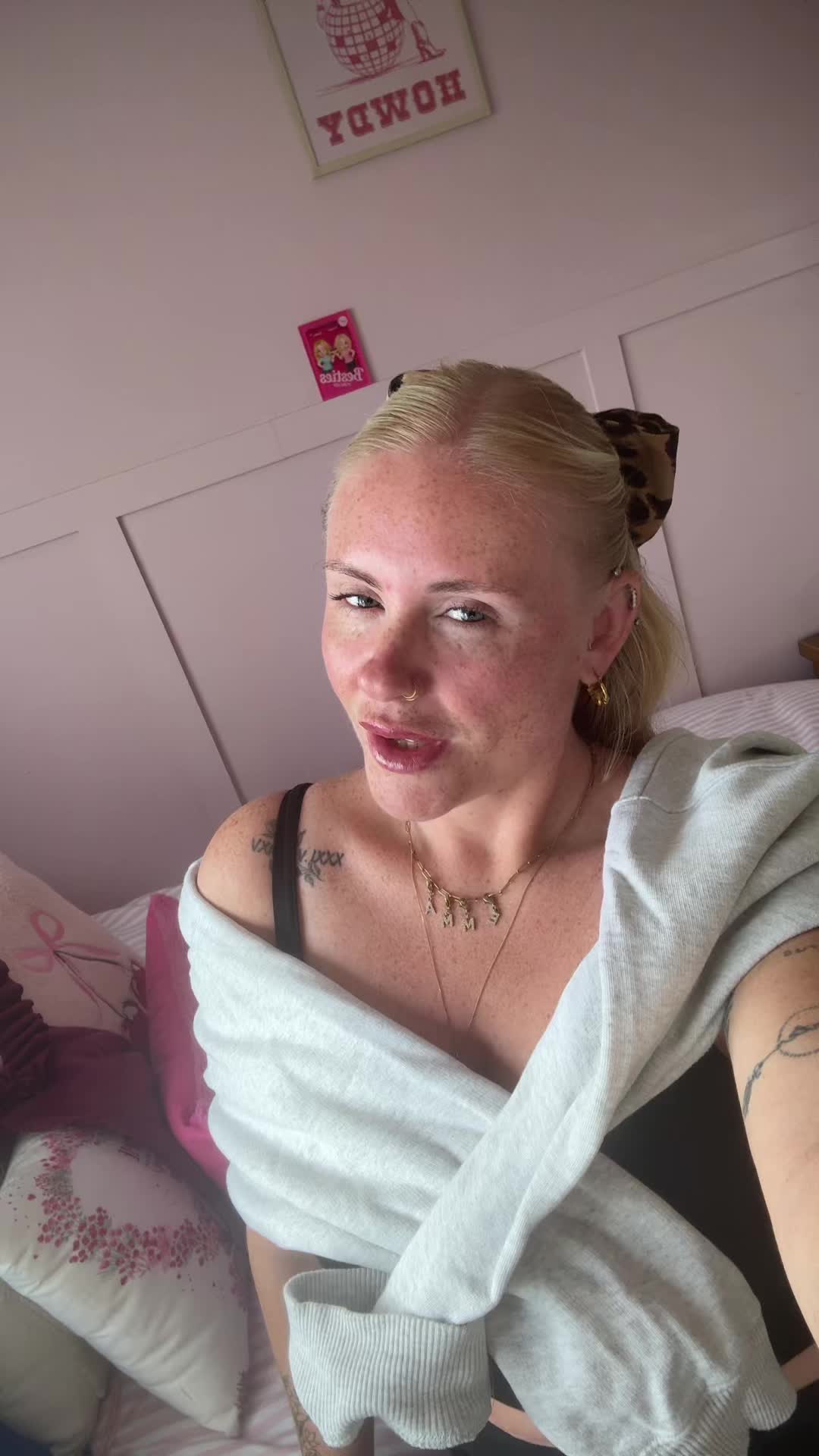 @Trueblondie