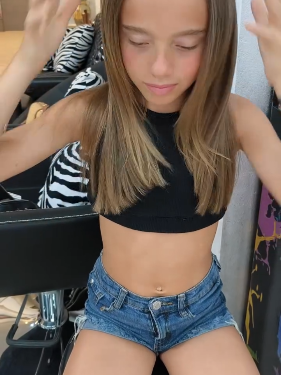 @Astricmodels