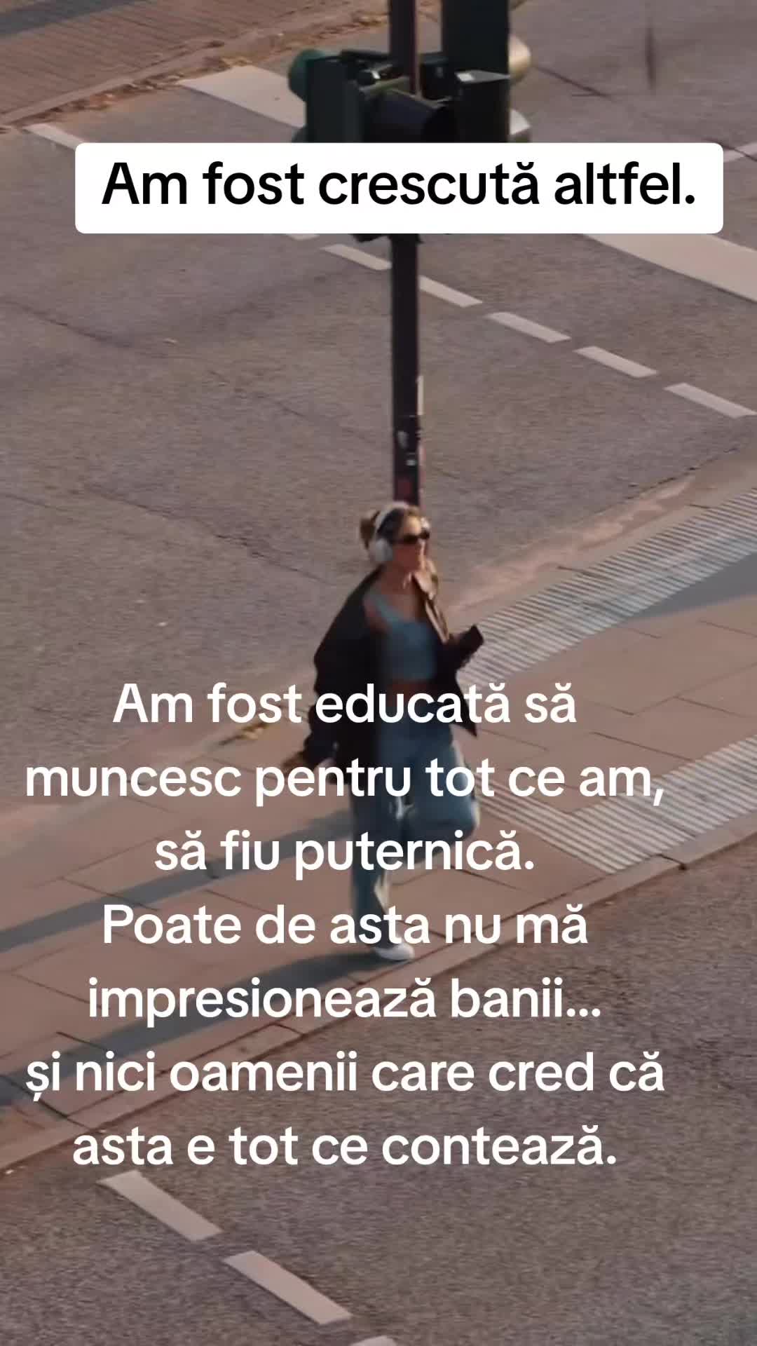@iulia