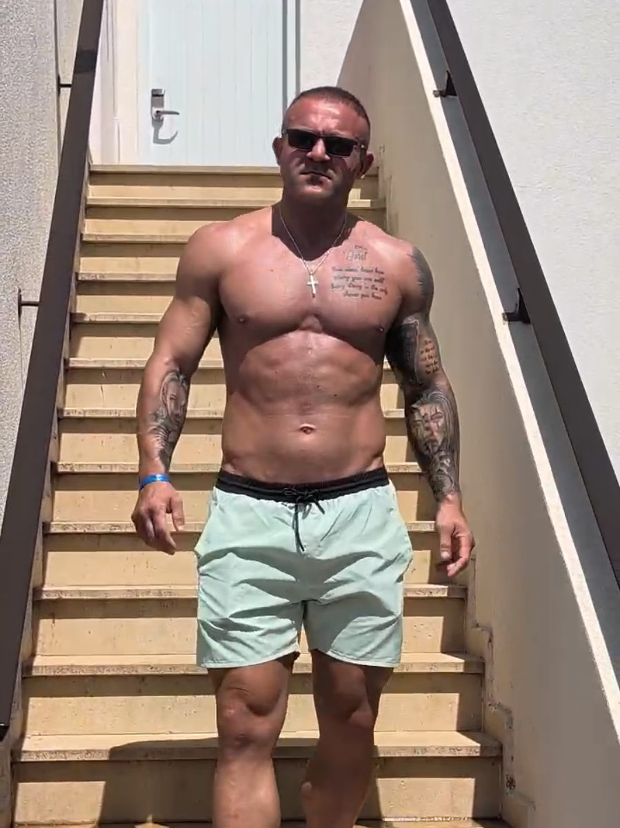 @TroyWhiteUK