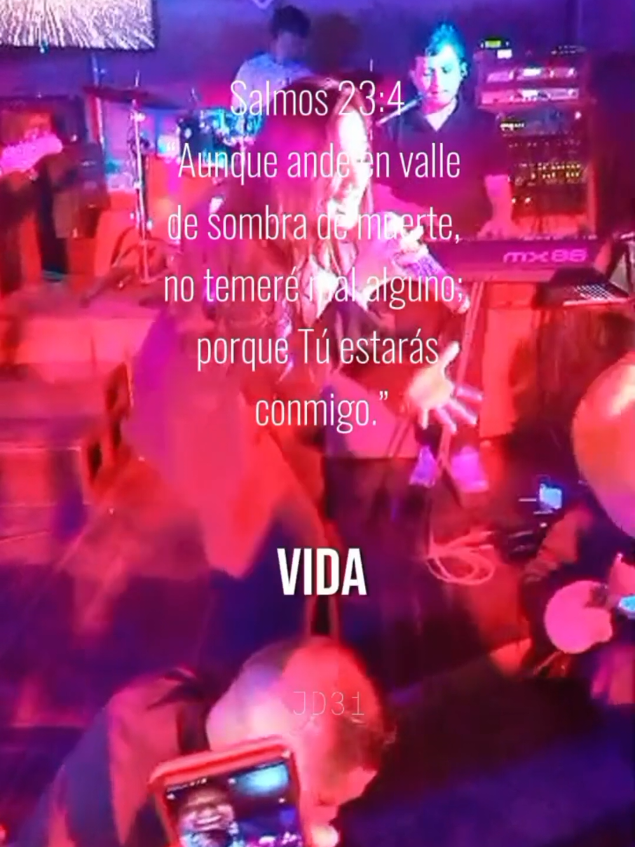 @TeamRosmi🧸🌺WHY NOT?✨