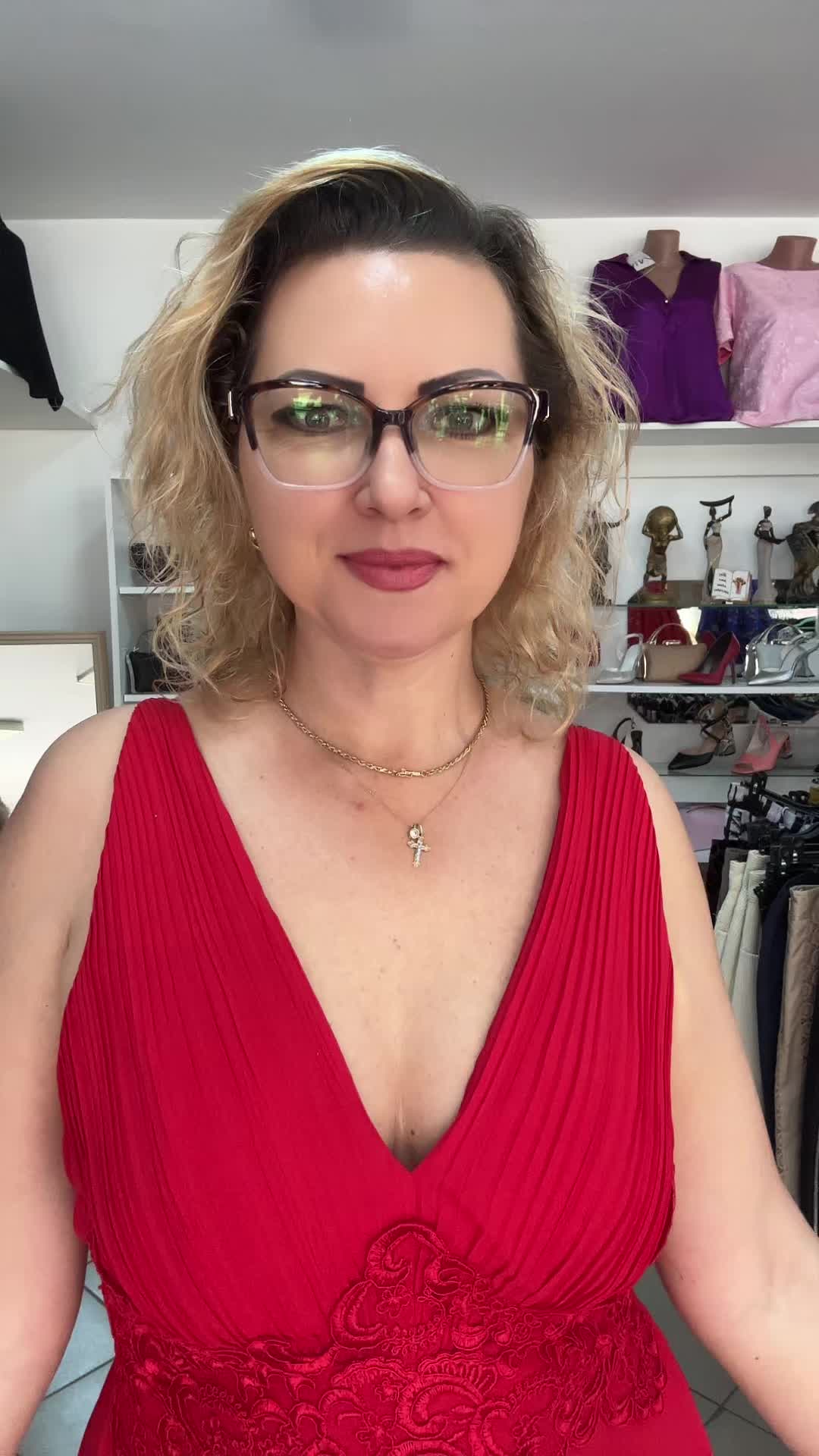 @Elena Ely