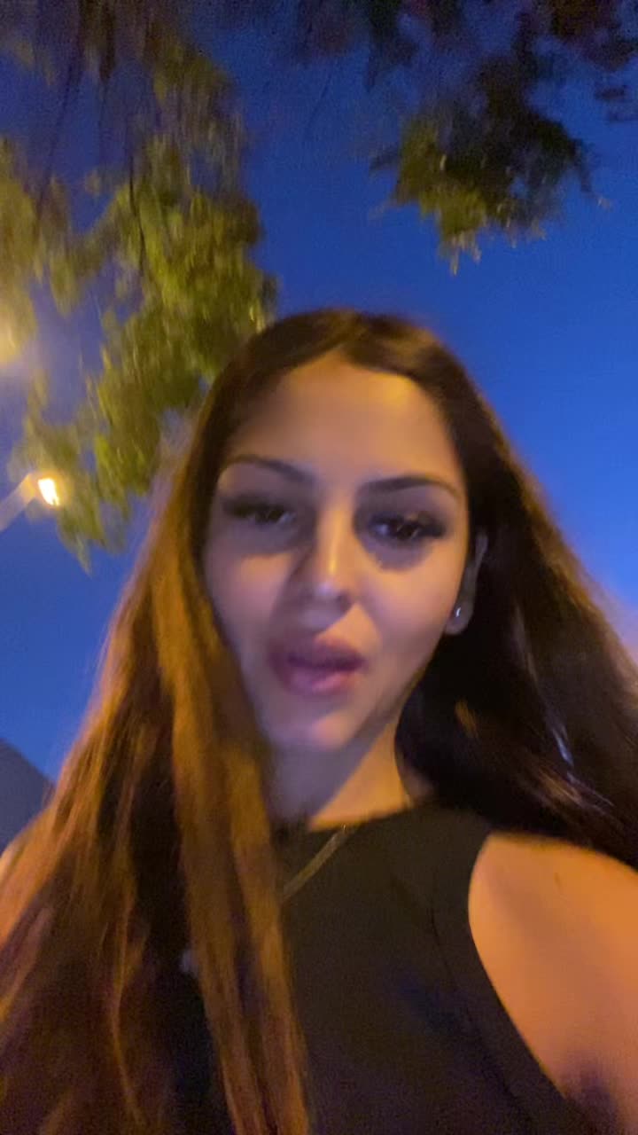 @Daniela Gabriela