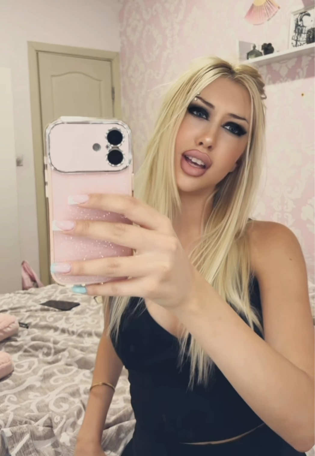 @jellenamitrovic