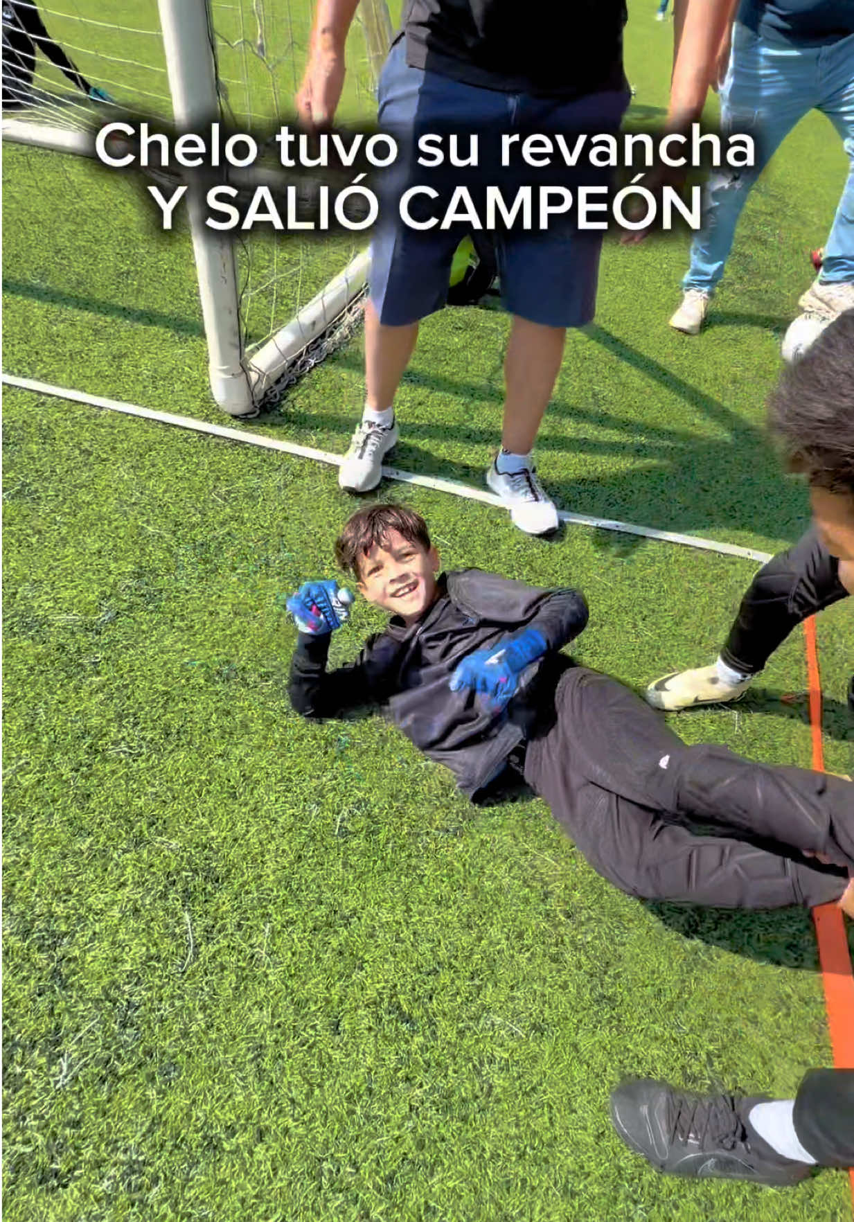 @Los Mac&iacute;as