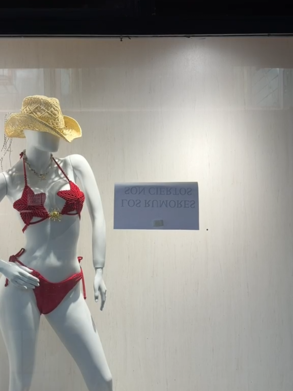 @Yessi trajes de baño
