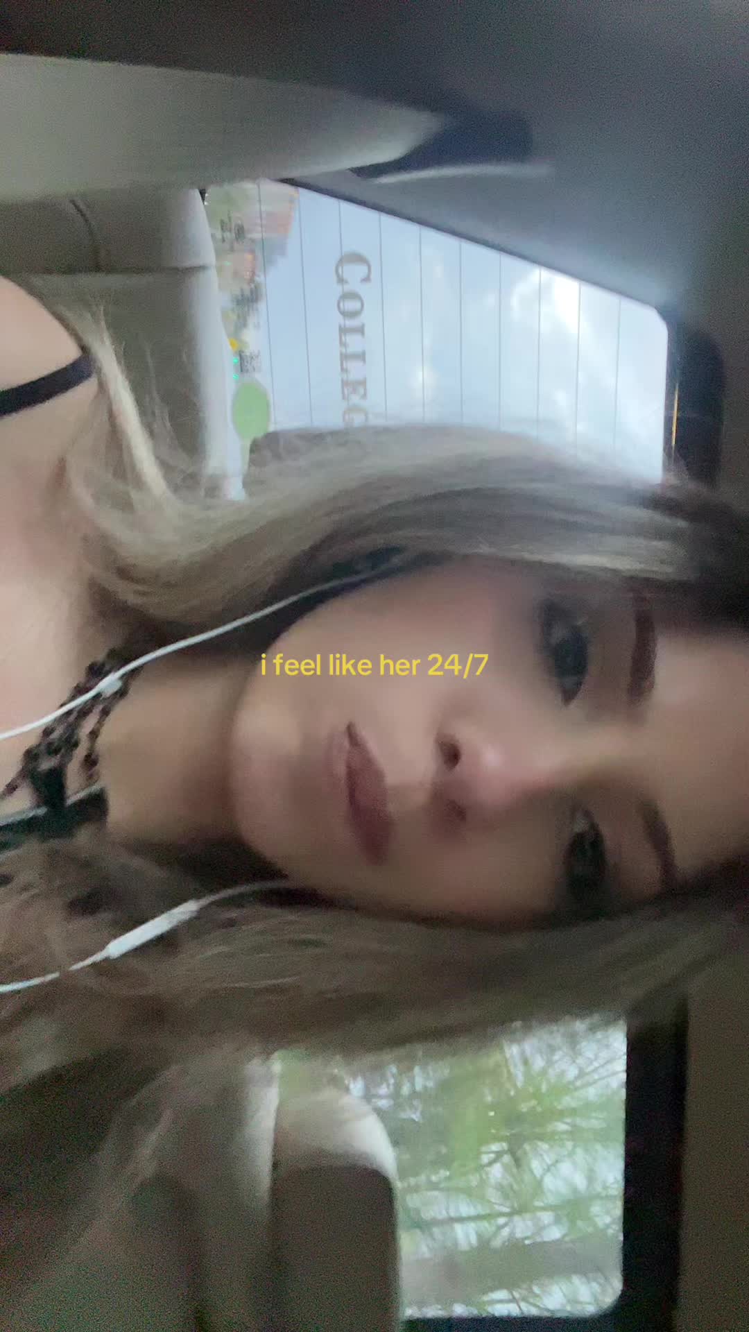 @🪽