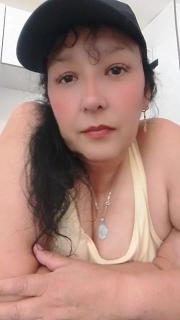 @Xiomara