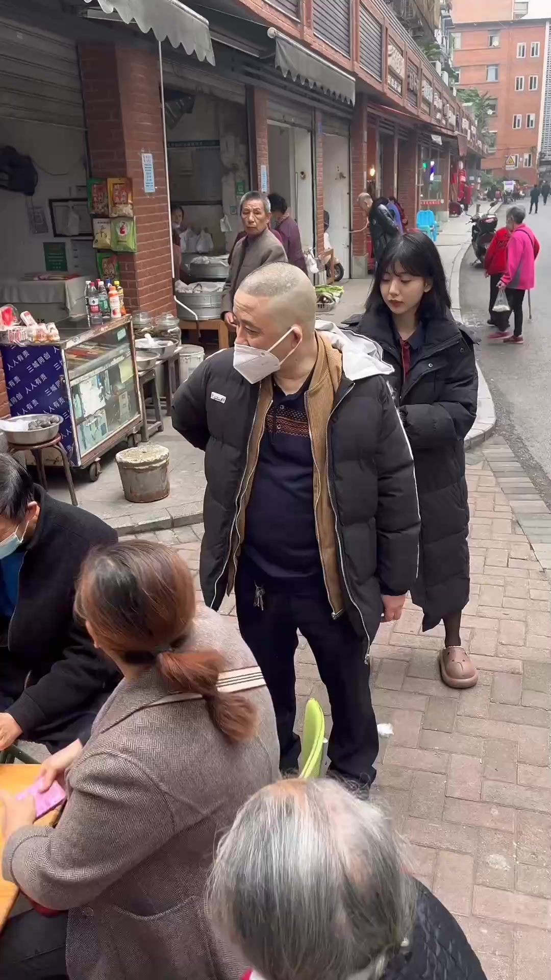 @不吃奶露拖