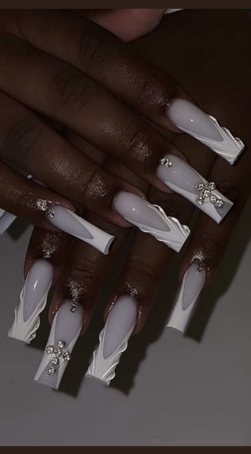 @Pretty In Nails