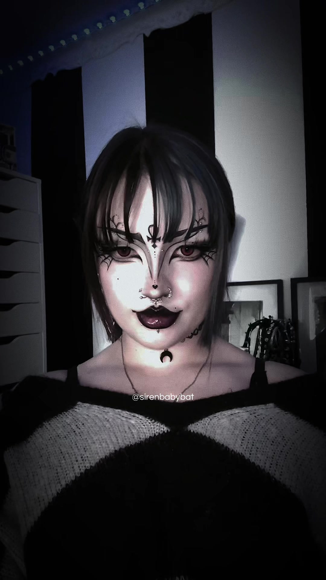 @Sirenbabybat
