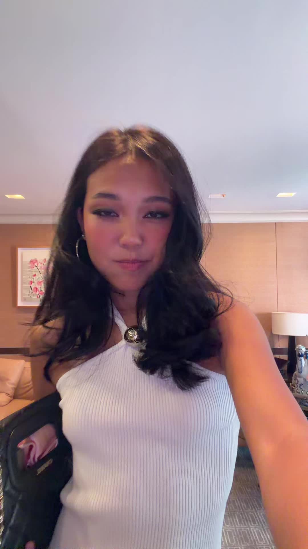 @crystalli85