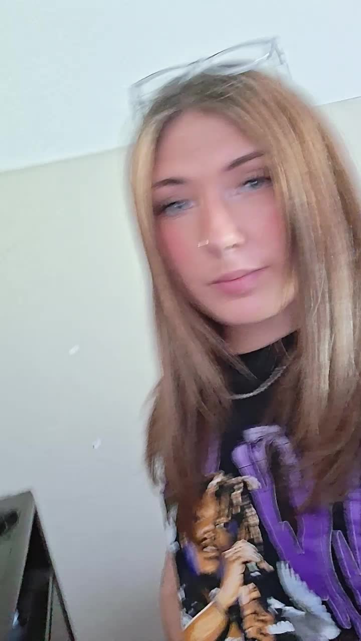 @lolamae