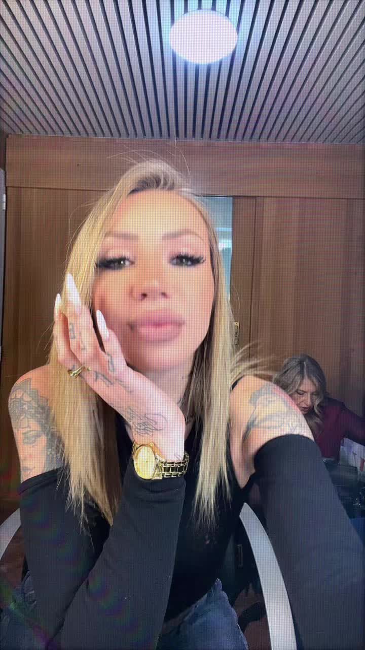 @BADBARBIE🩷