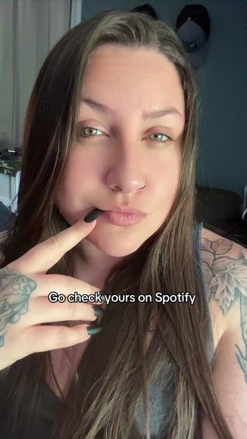 @Greeneyedmom23 (Erin)