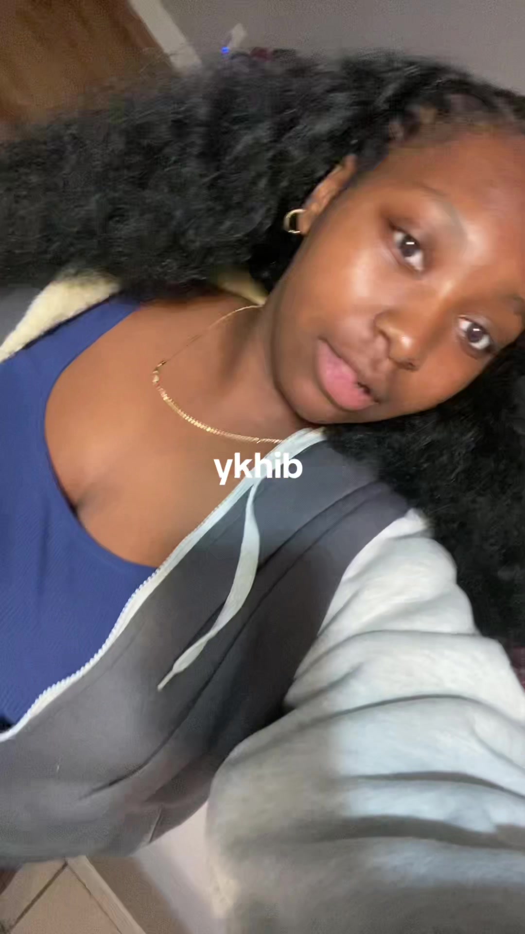 @️
